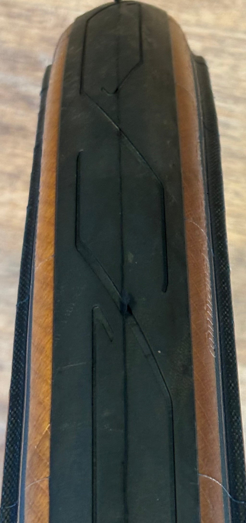 Continental Grand Prix Urban (700 x 35C) with Black Chili Compound