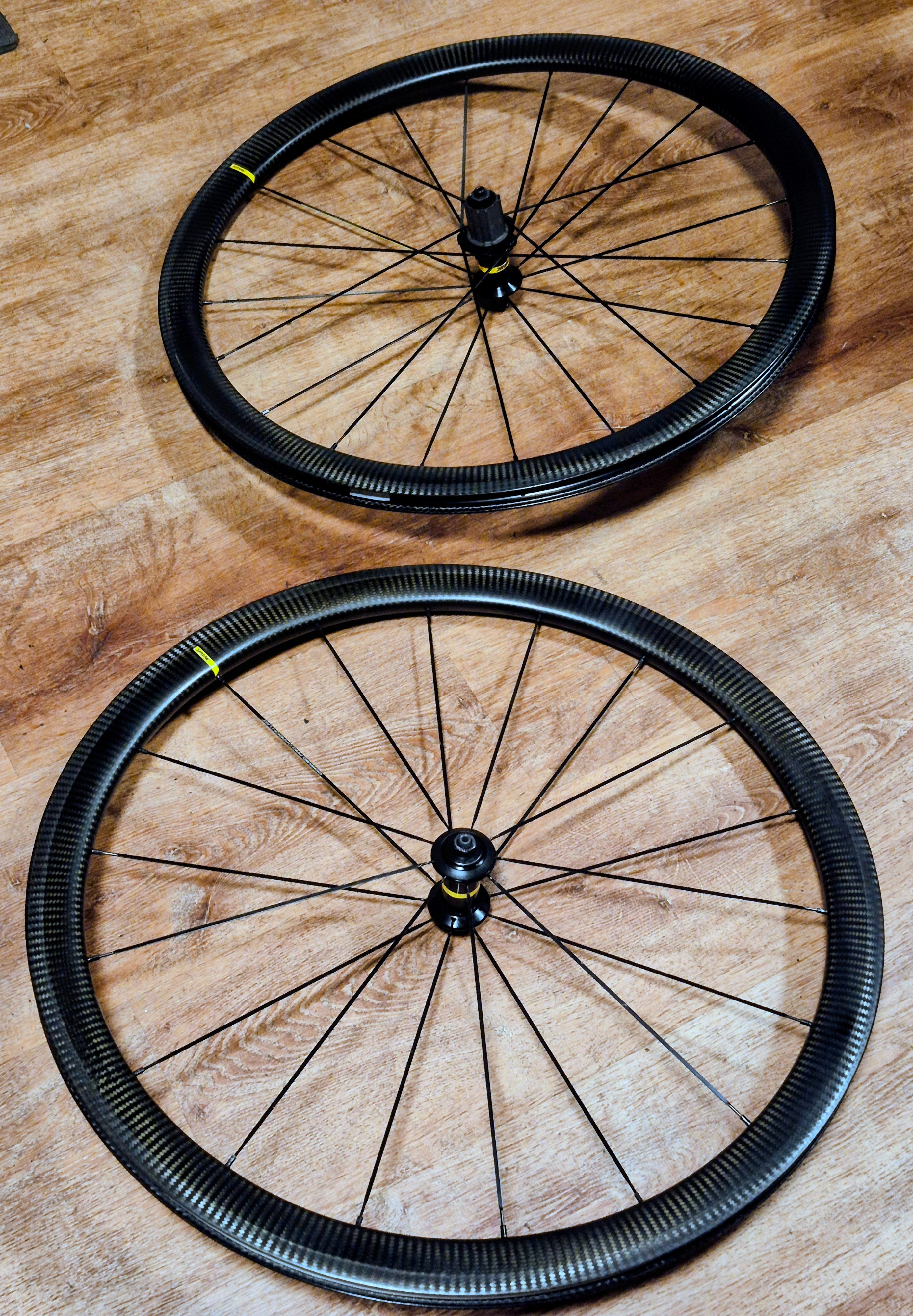 Mavic Carbon wheelset rim brake Campagnolo