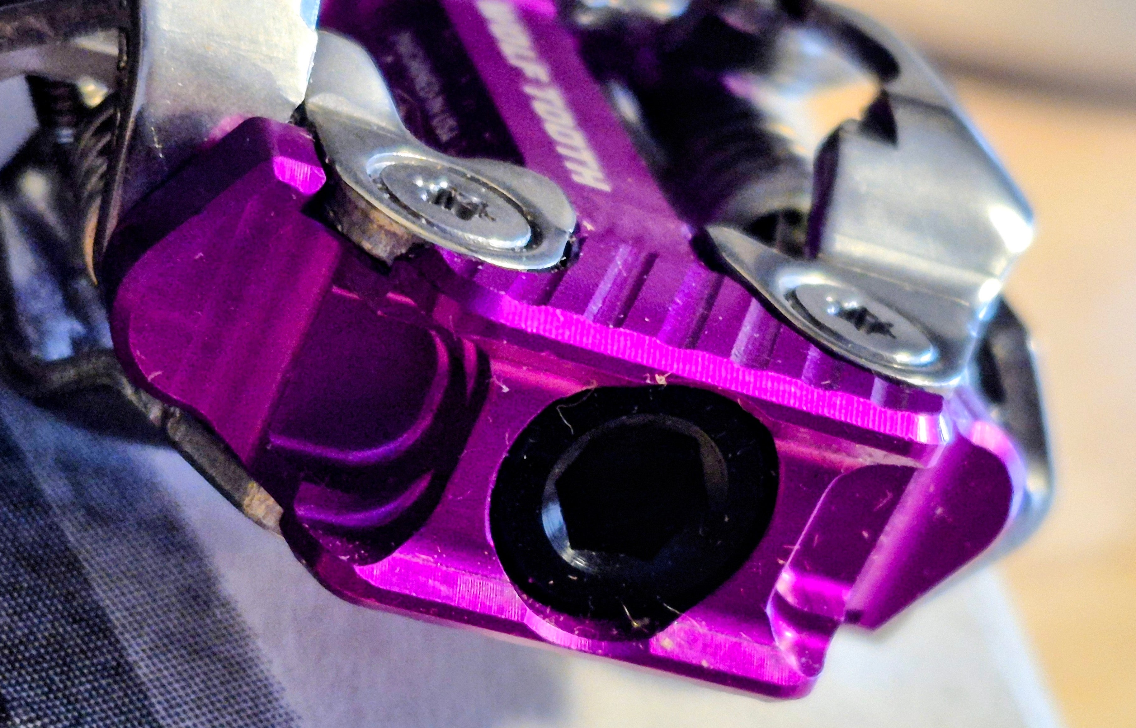 Wolftooth ALT XC pedals purple spd
