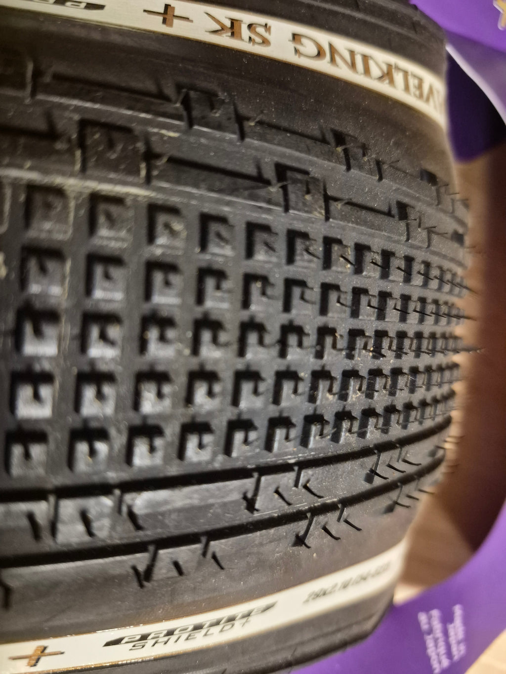 New Pair of Panaracer Gravelking SK 29X2.1 Tires