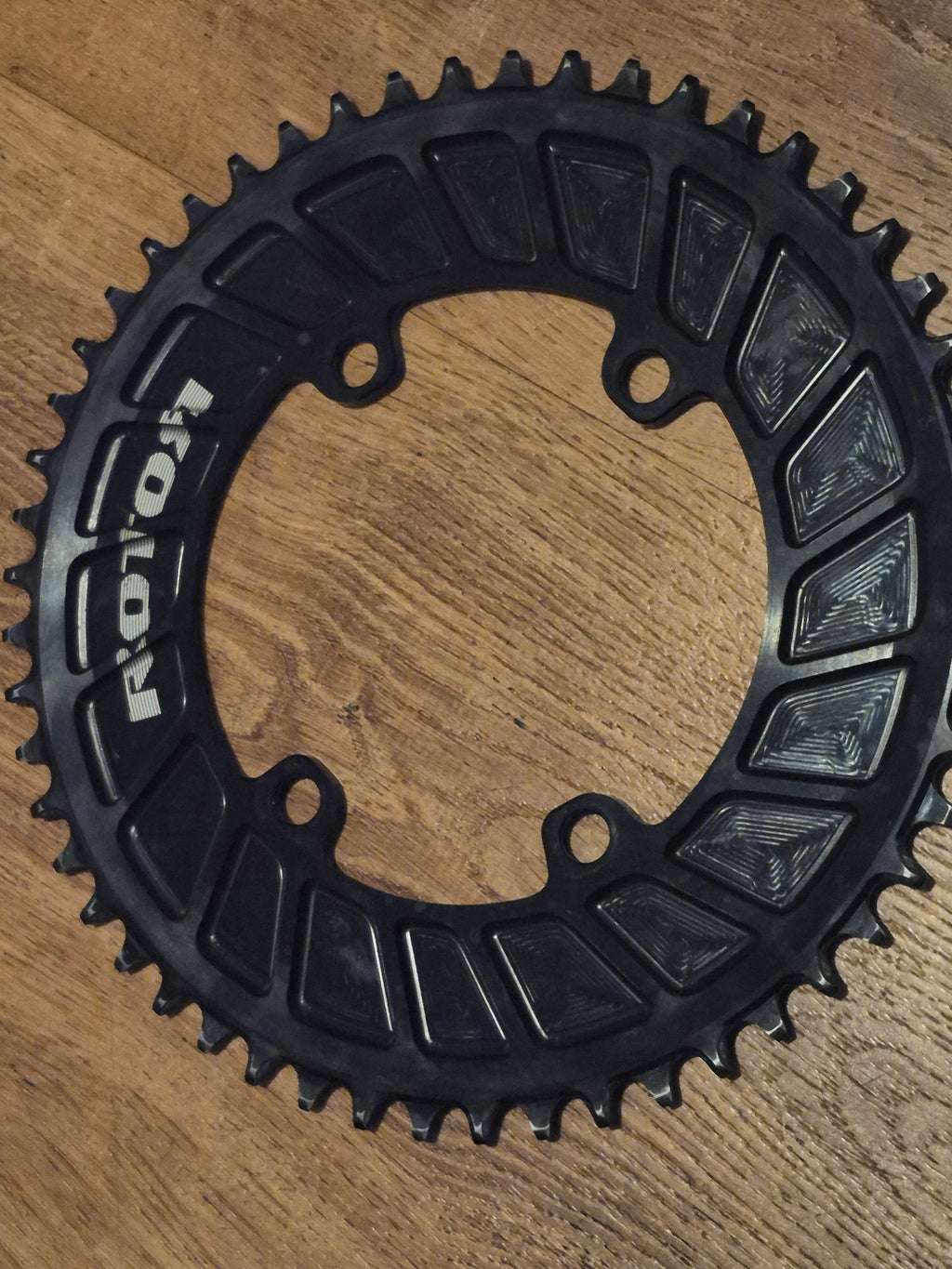 Used 52t Rotor chainring for Shimano 4x110 bcd