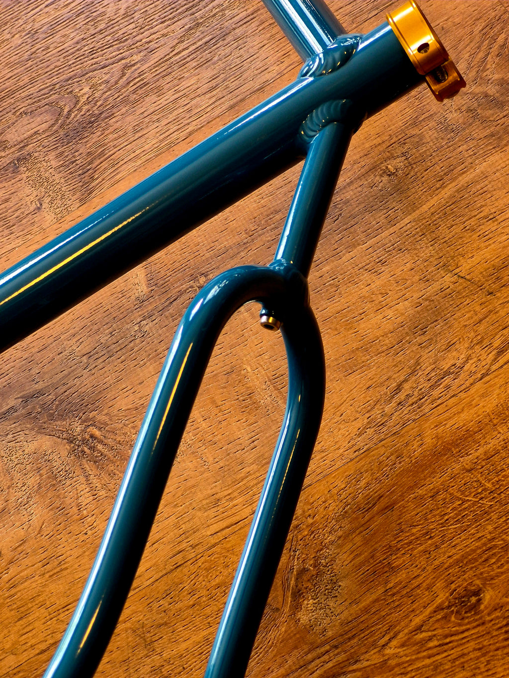Large Velo Orange Chessie frameset blue