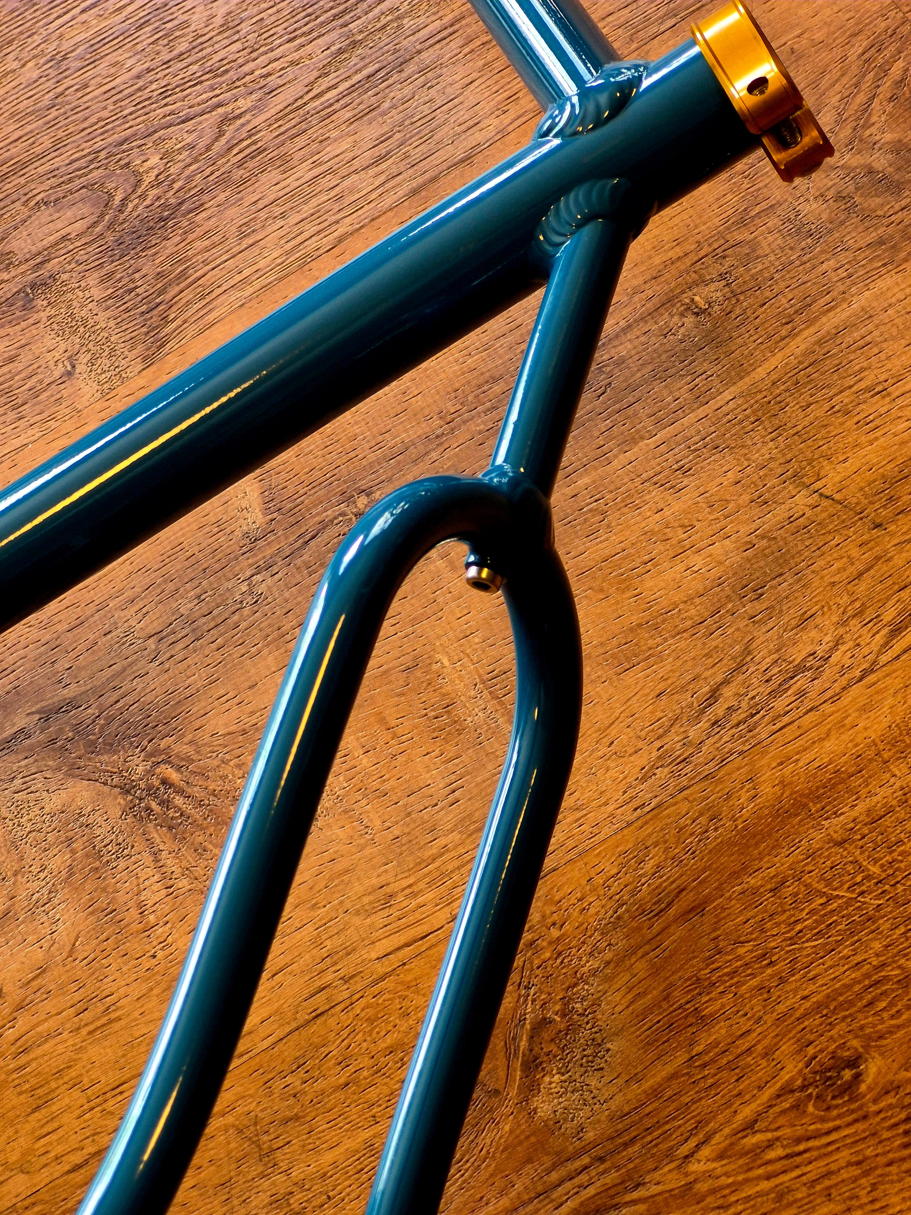 Large Velo Orange Chessie frameset blue