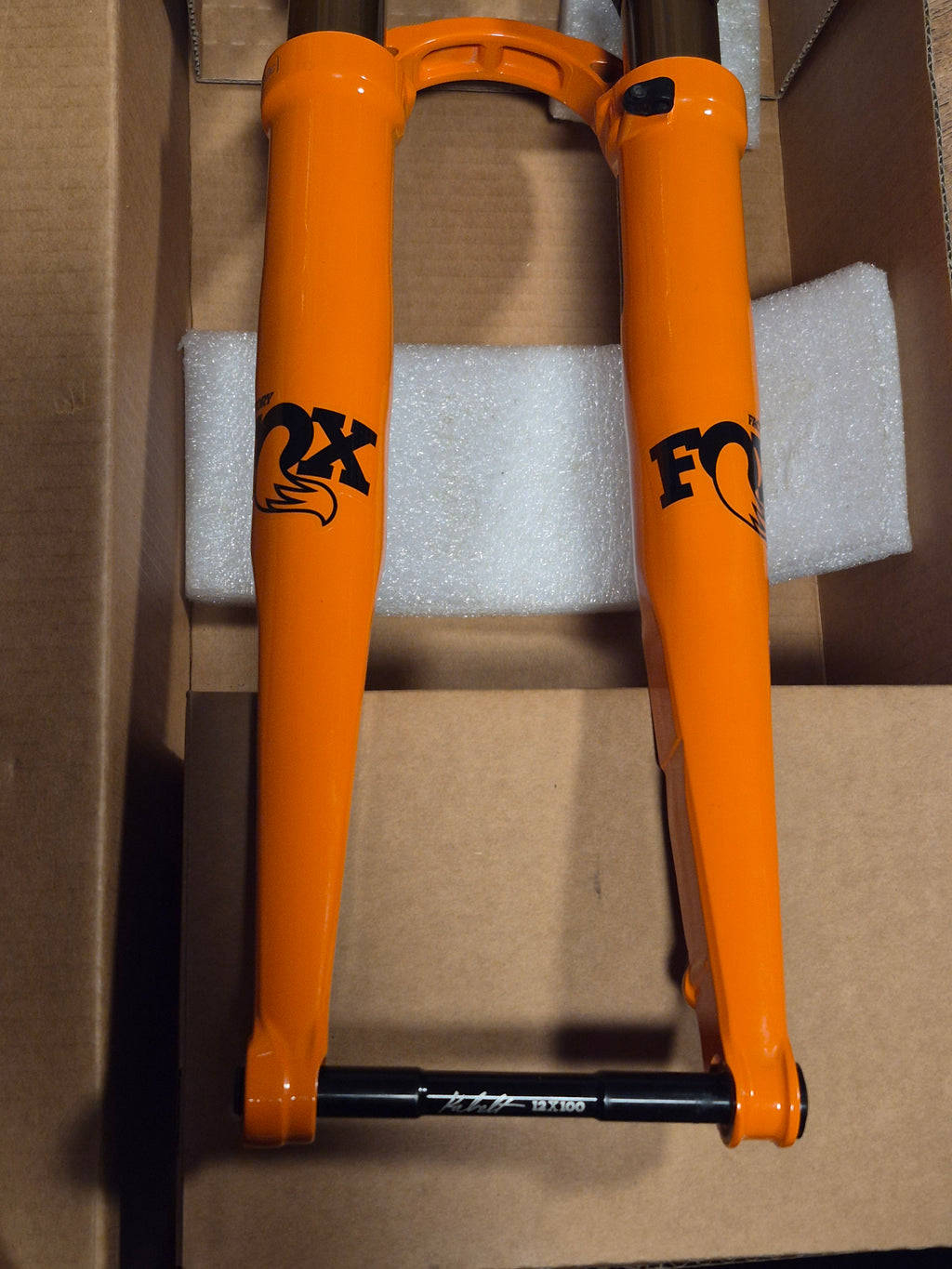 Fox 32 Factory TC Suspension Fork Shiny Orange 45mm Offset Kabolt  (700c) 40mm