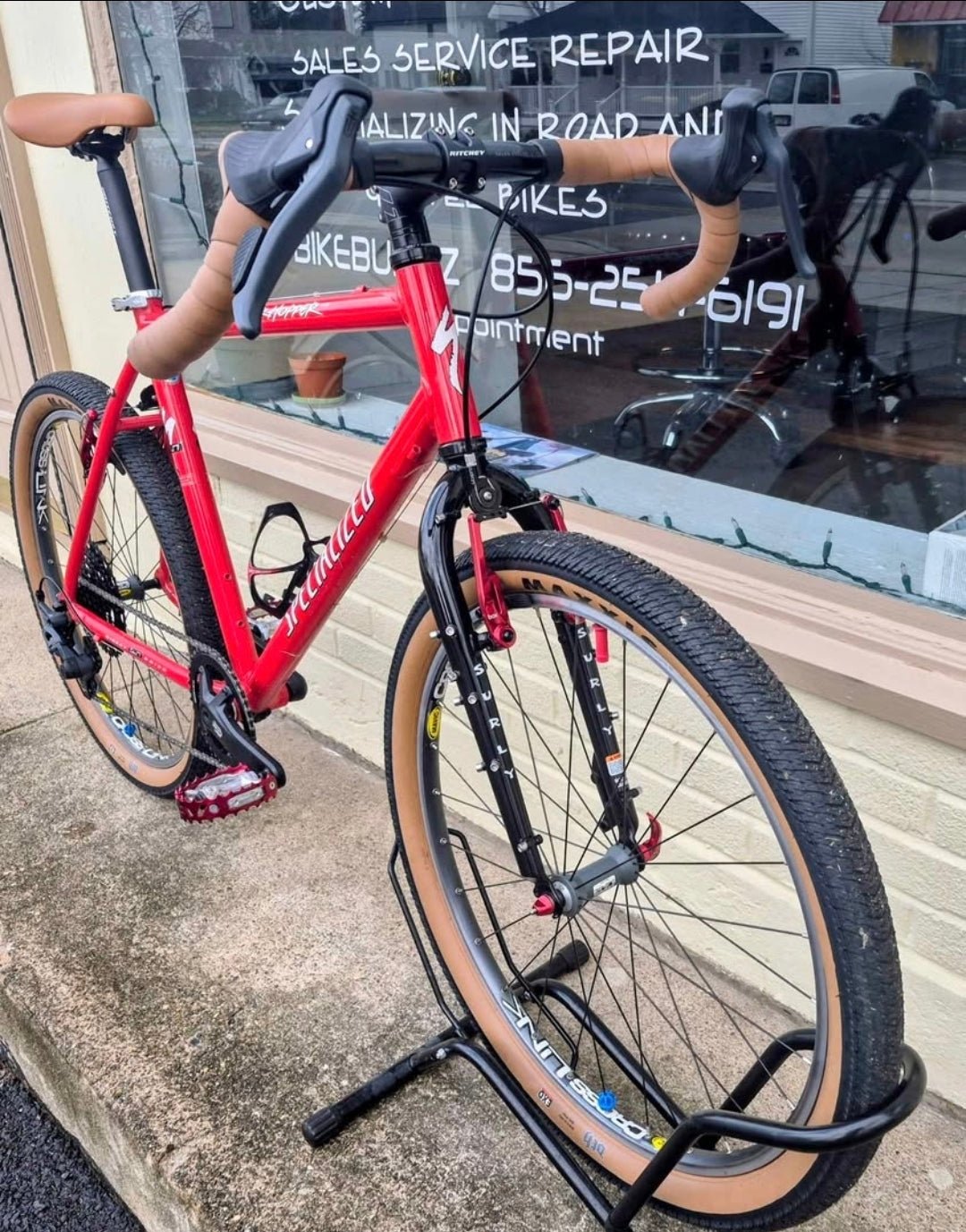 Specialized resto mod Rockhopper monster gravel bike large
