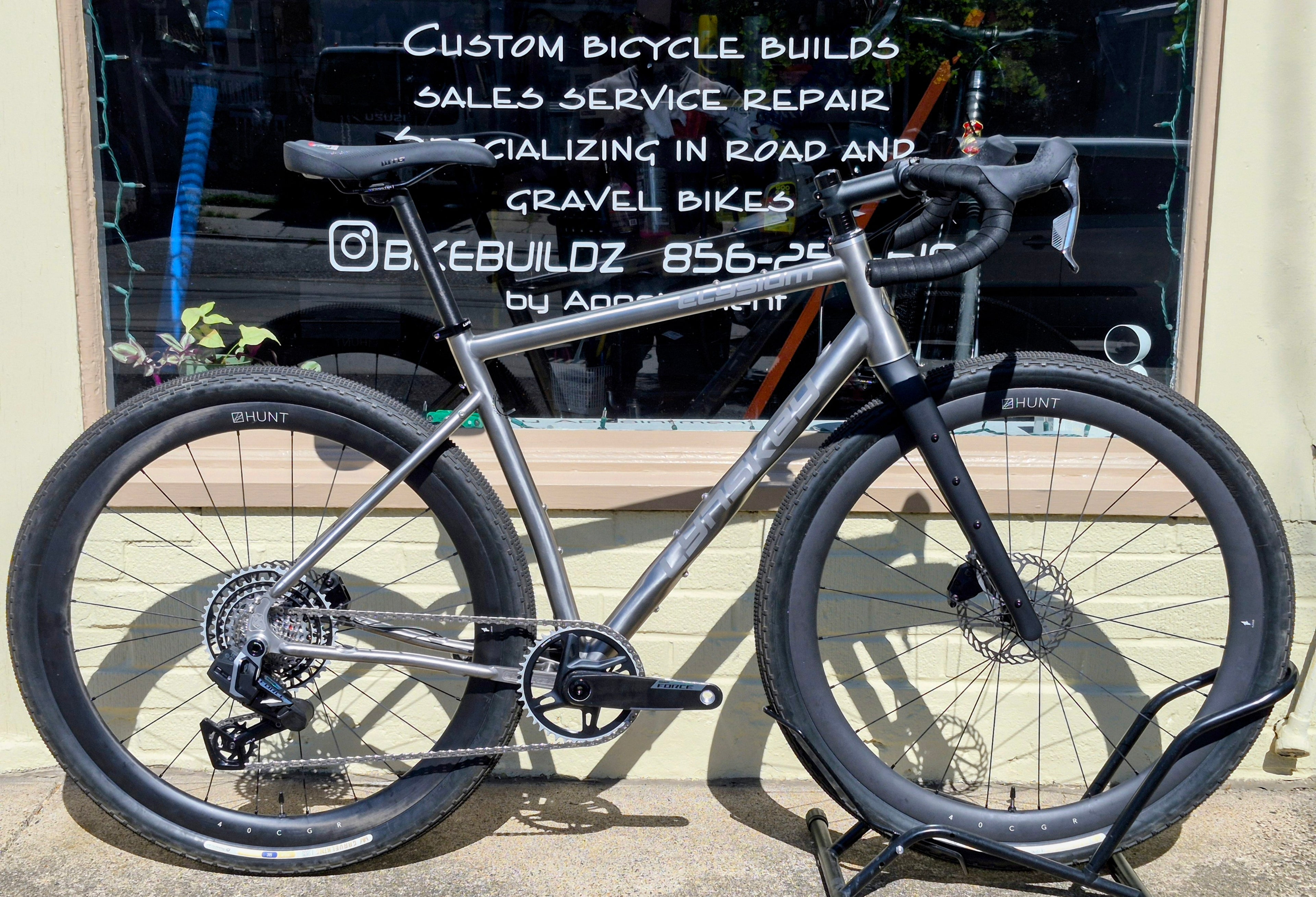 New Lynskey Elysium titanium gravel bike 56cm M/L SRAM 13 speed XPLR